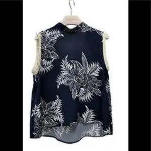 NWT Gracia Leaves Print Back Open Top with Glitter Side